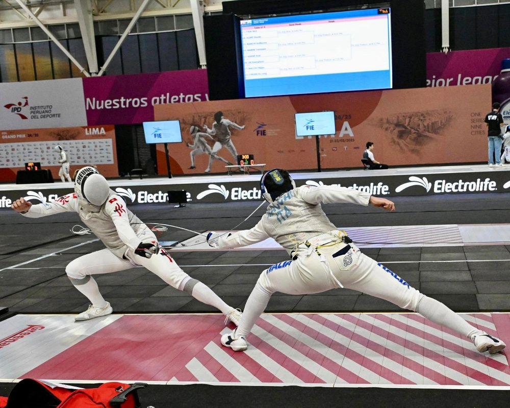 張家朗在利馬站戰至8強。(中國香港劍擊總會圖片)