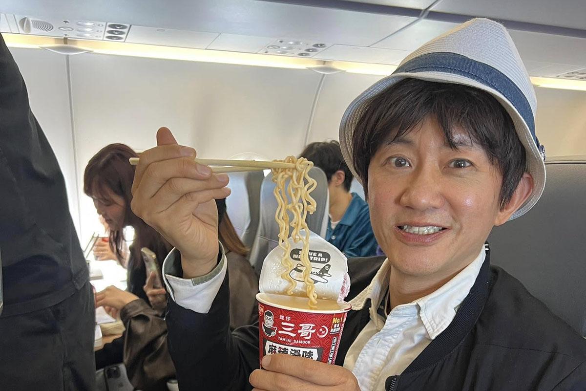 項明生話HK Express提供嘅三哥杯麵啱晒佢口味。(項明生FB)