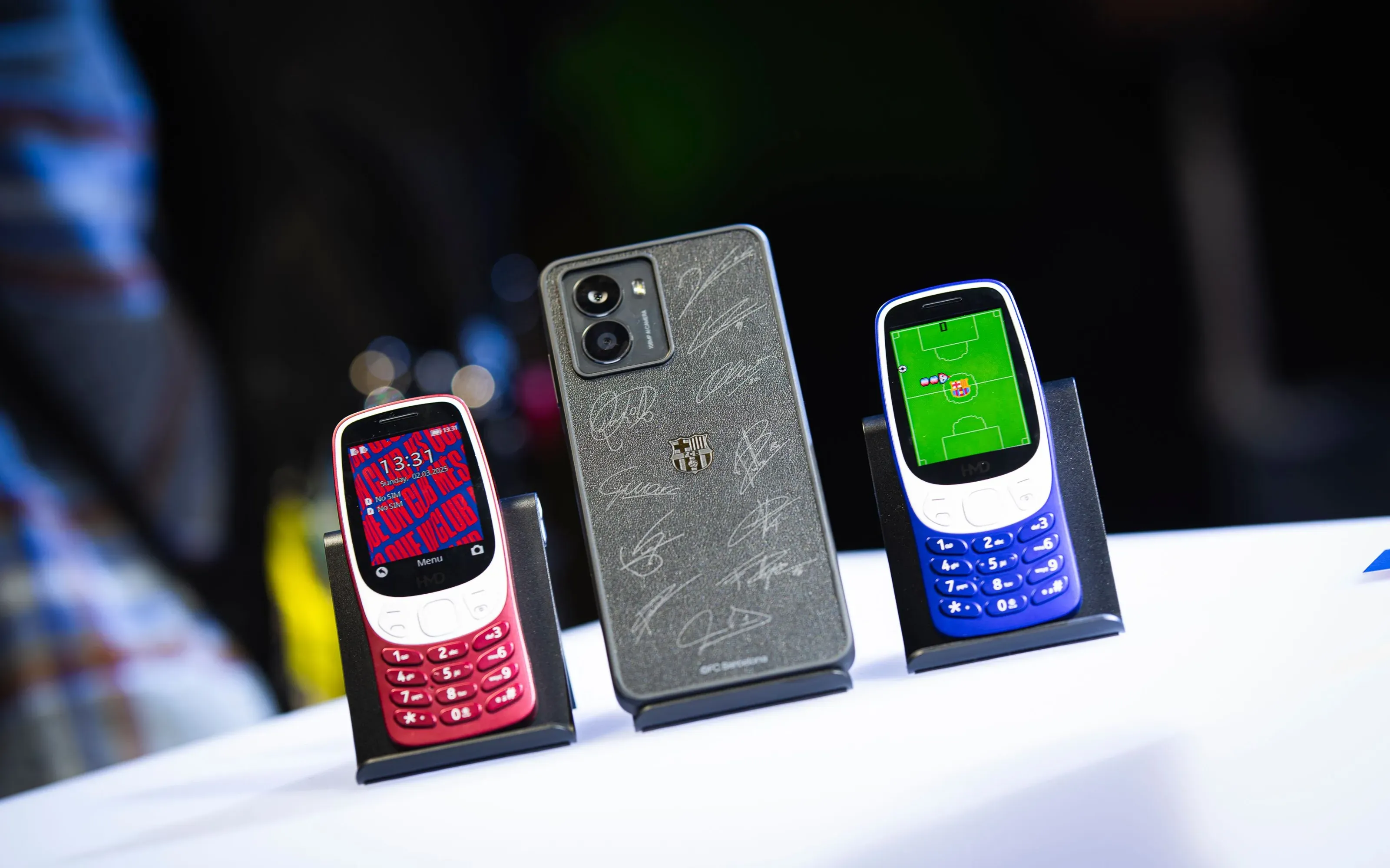 HMD Barça 3210和HMD Barça Fusion即將在歐洲推出。