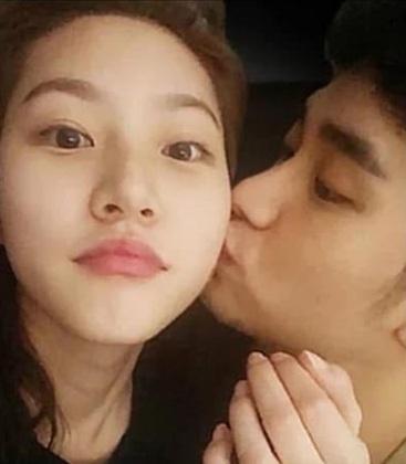 金秀賢被指曾與金賽綸交往多年。