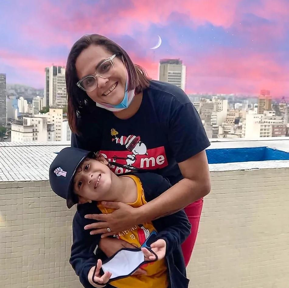 拉斐爾與古斯塔夫以前是母女。(互聯網)