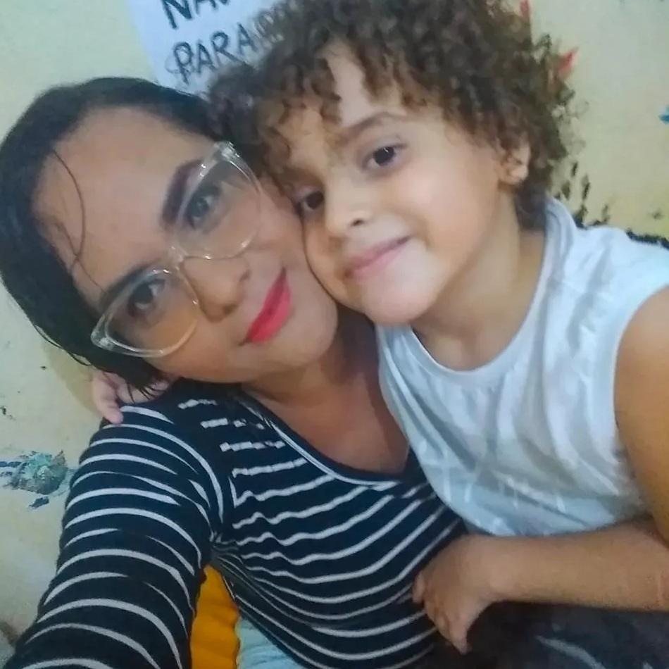 拉斐爾與古斯塔夫以前的母女檔。(互聯網)