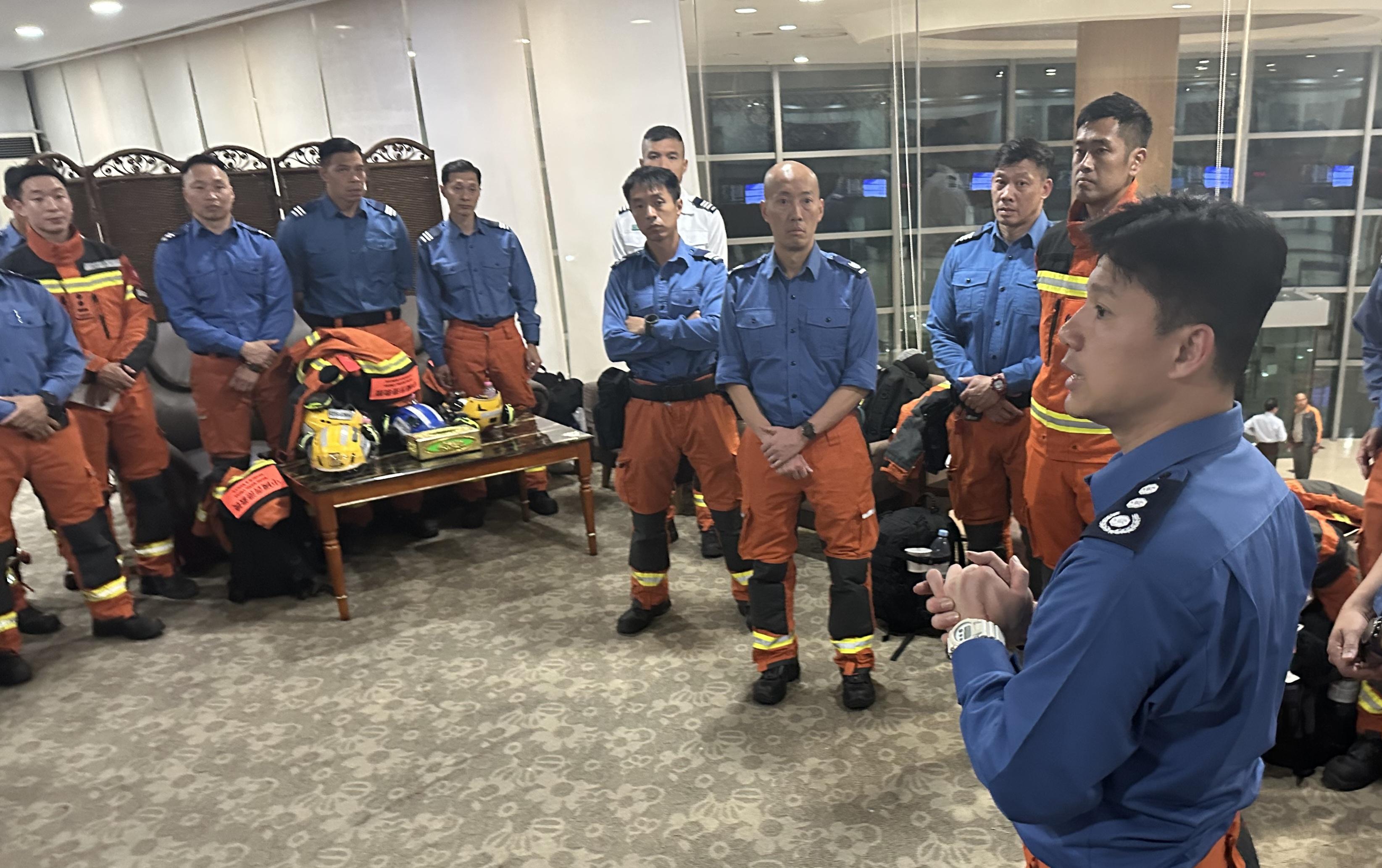 救援隊抵當地。(消防處提供)