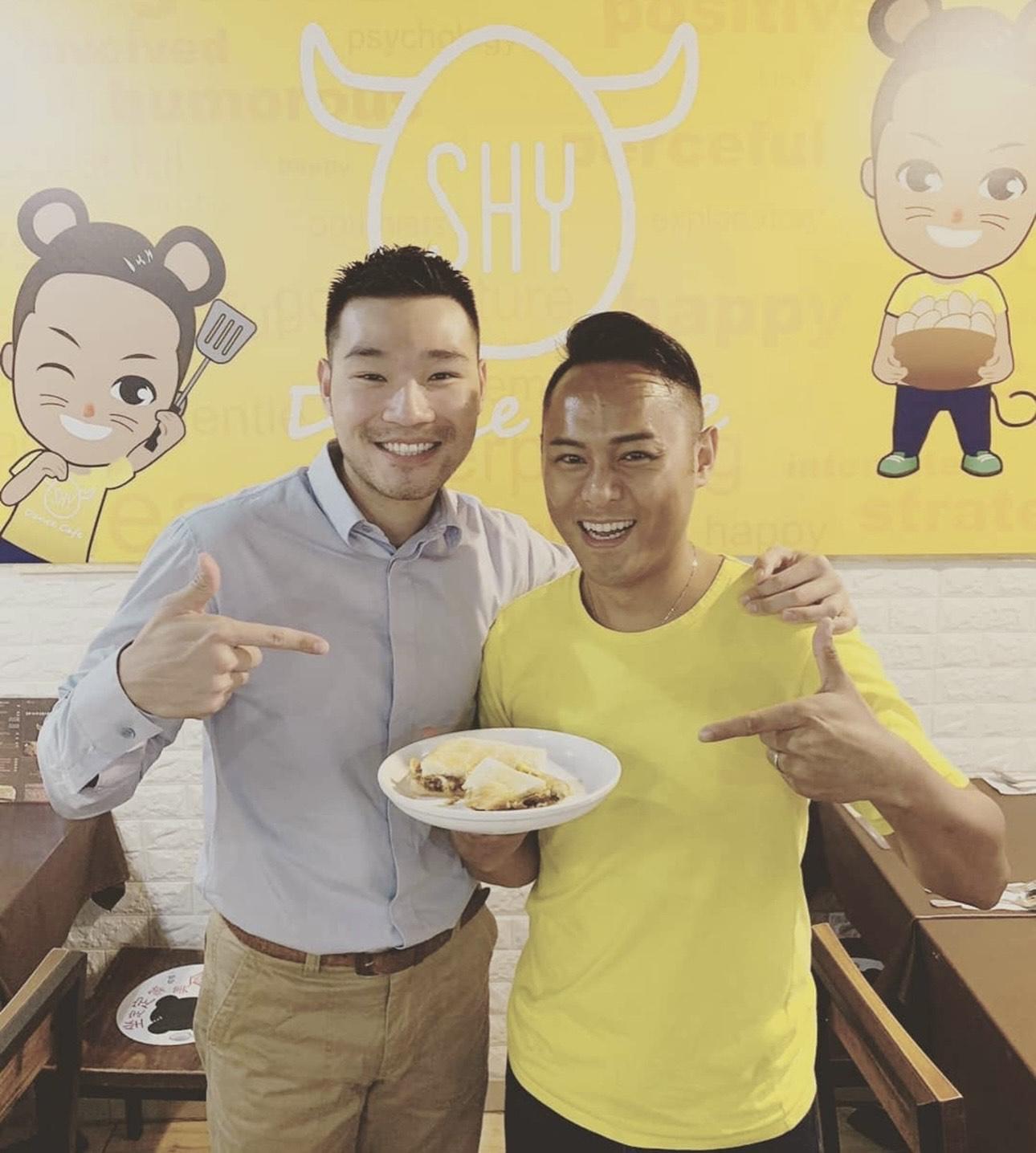 伍文生其後曾自資開設蛋牛治專門店,更創立婚禮司儀公司。