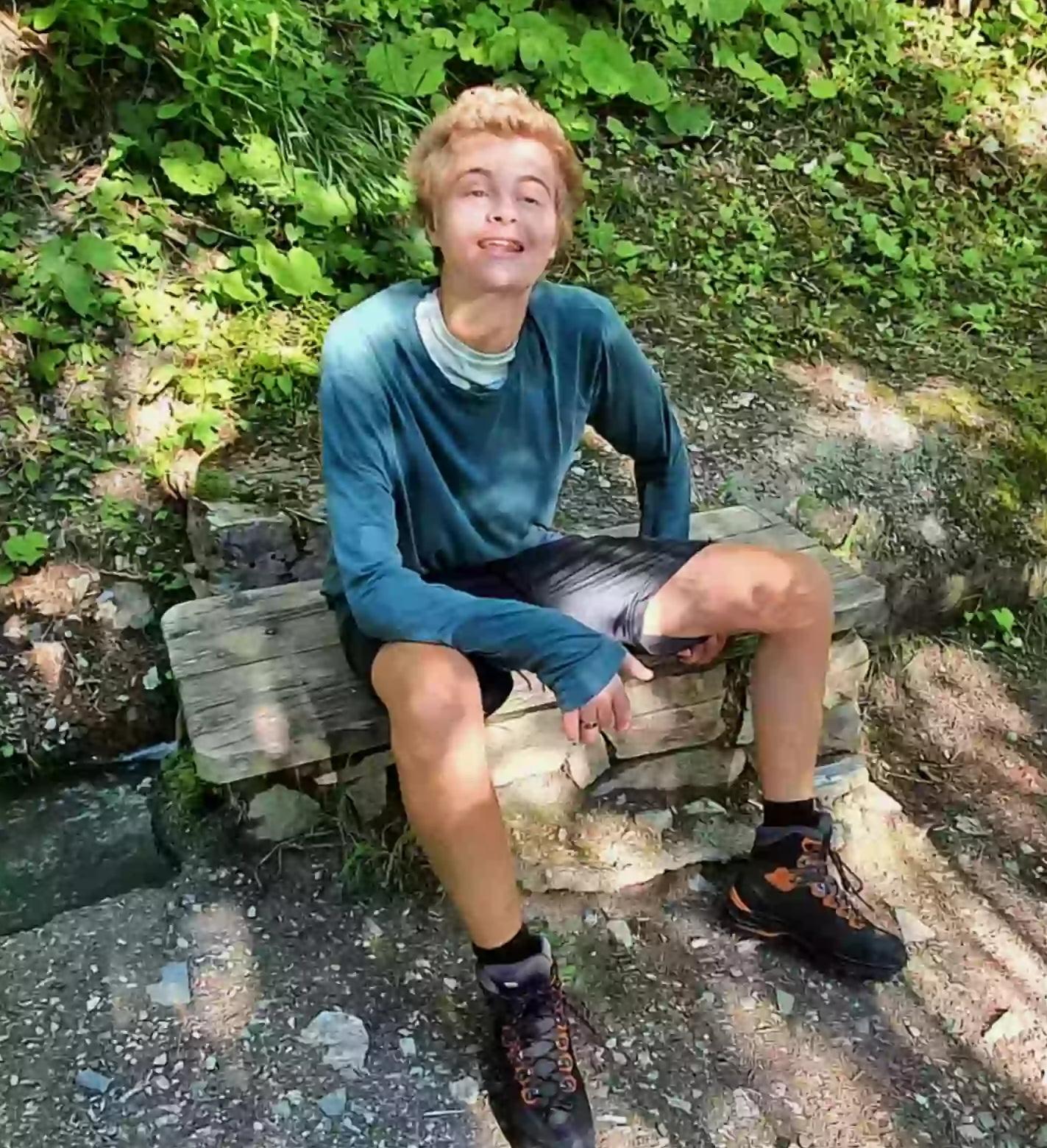 弗雷德里克王子14歲確診,與病魔搏鬥多年。(互聯網)