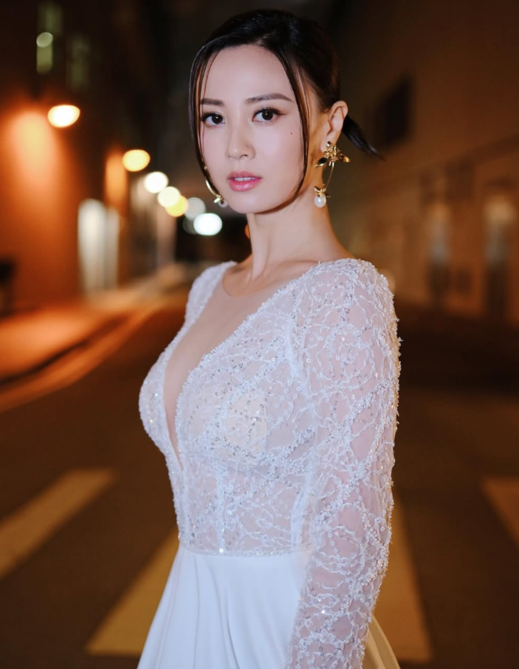 朱晨麗(IG:rebecca_zhu)