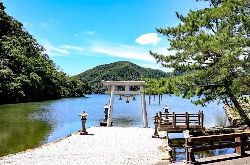 和多都美神社是長崎縣知名旅遊景點。(互聯網)
