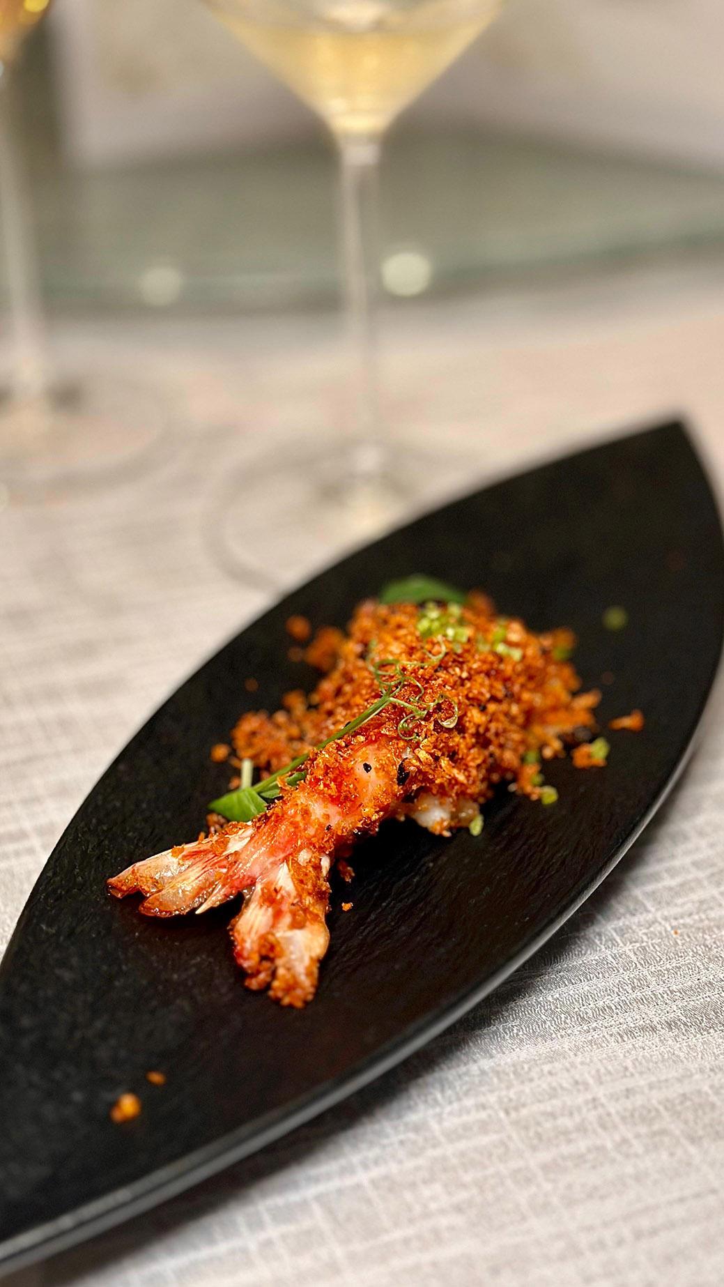 「避風塘虎蝦柳」配「仙島逸湖霞多麗珍藏」