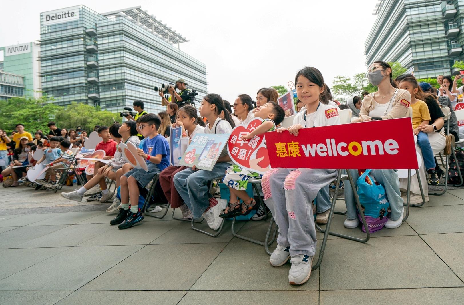 「食早餐呀惠」開幕活動當日邀請100位地區兒童參與活動。