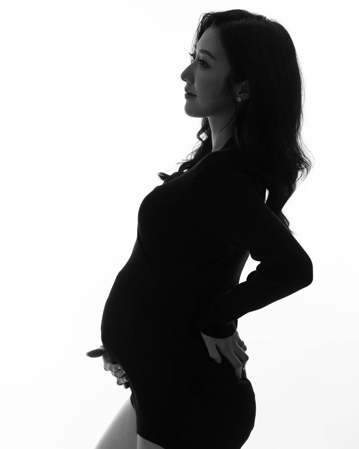 作為新手媽媽,Regina一早為BB的到來,準備得七七八八。