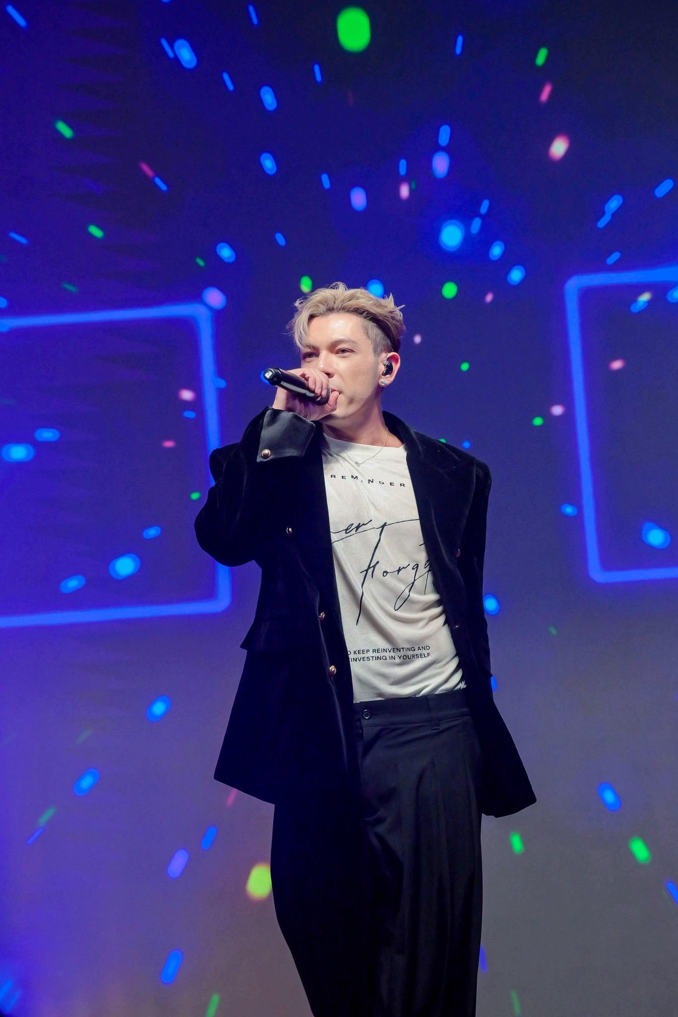 German近日推出新歌《Follow Me》。