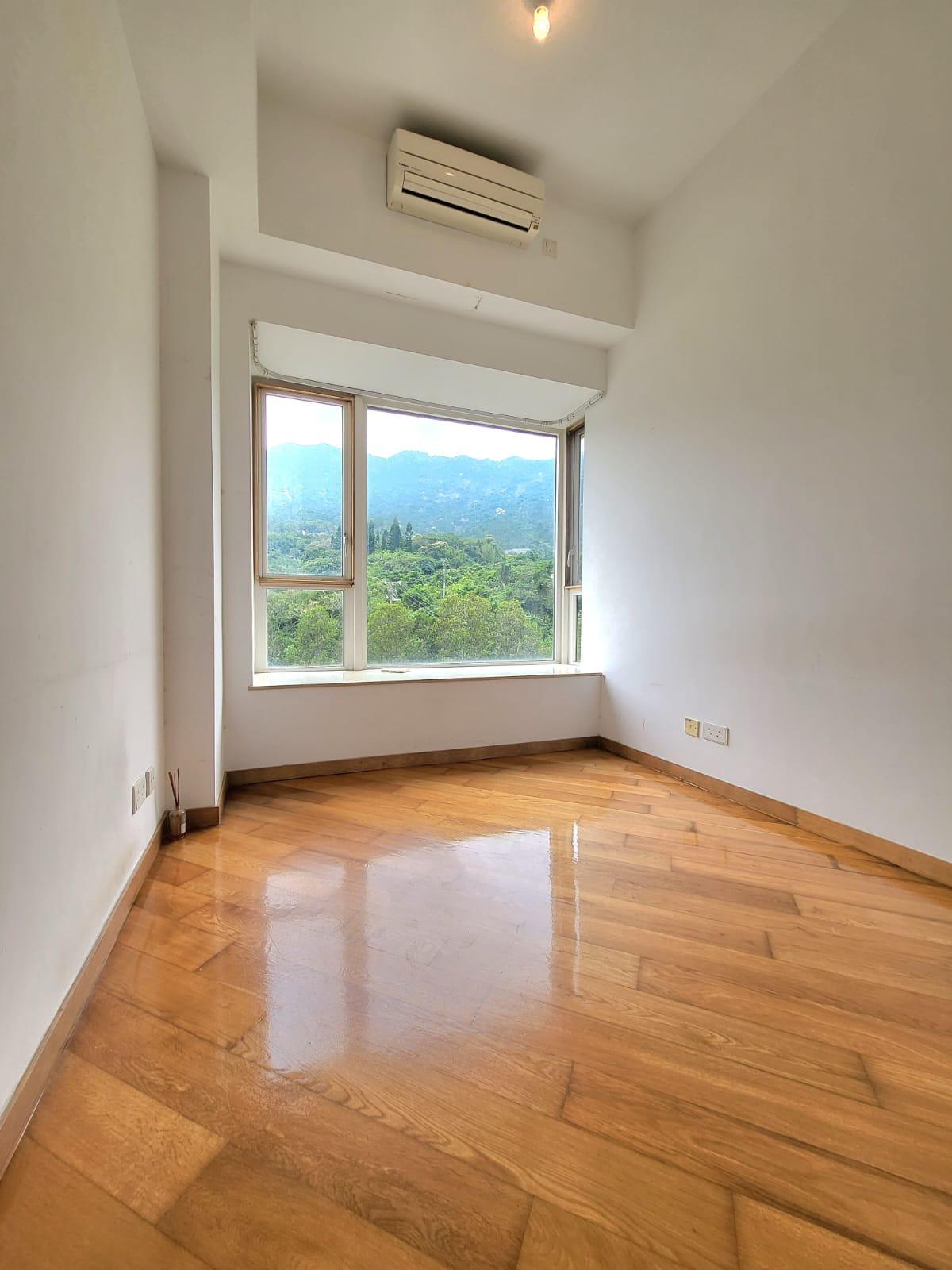 睡房亦享翠綠山巒景。(代理提供)