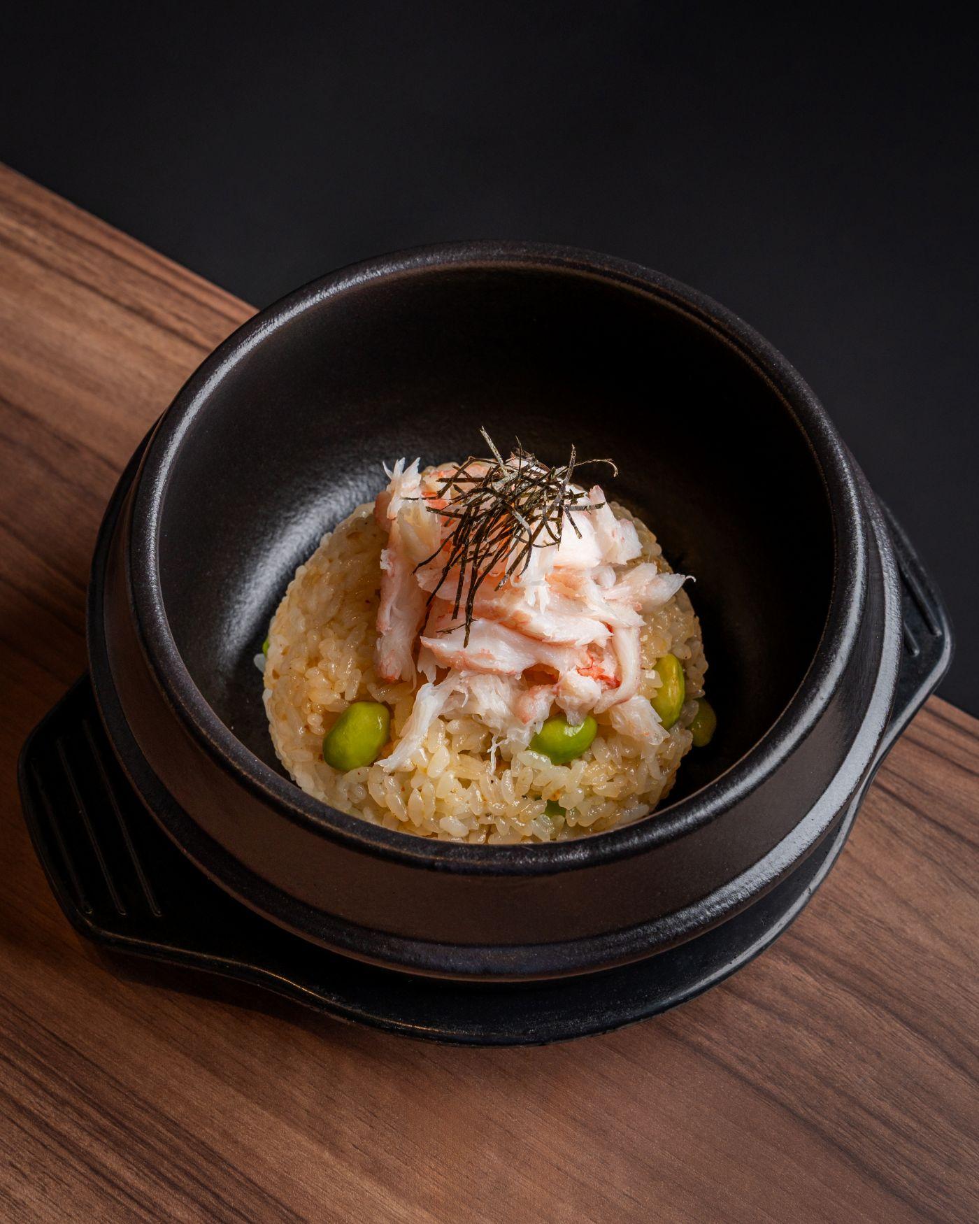 松葉蟹肉蒜香炒飯