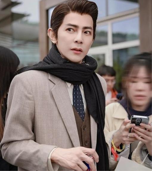 汪東城又變臉,他出席北京國際電影節時被網民笑「面目全非」。