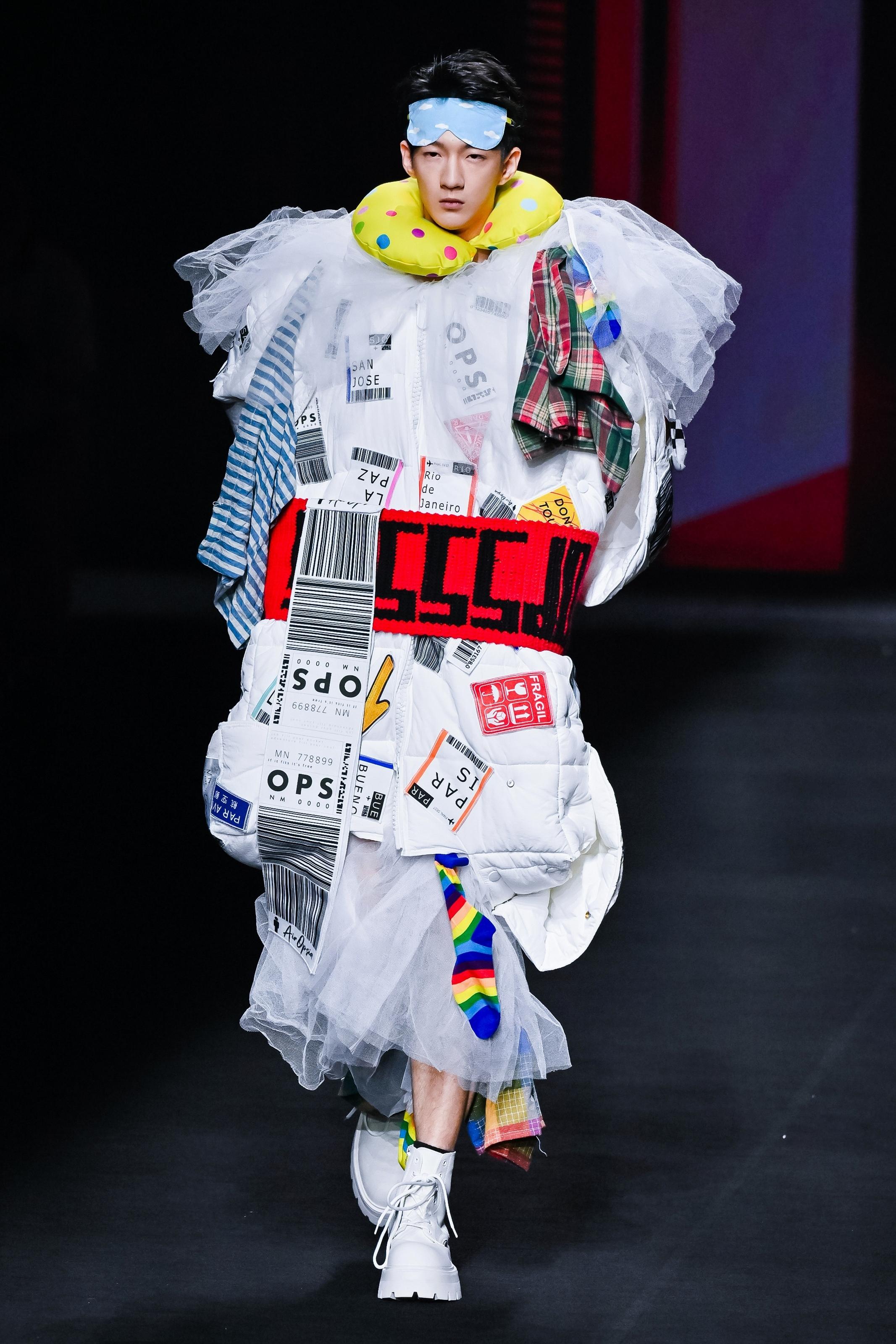 澳門生產力暨科技轉移中心設計系畢業生作品