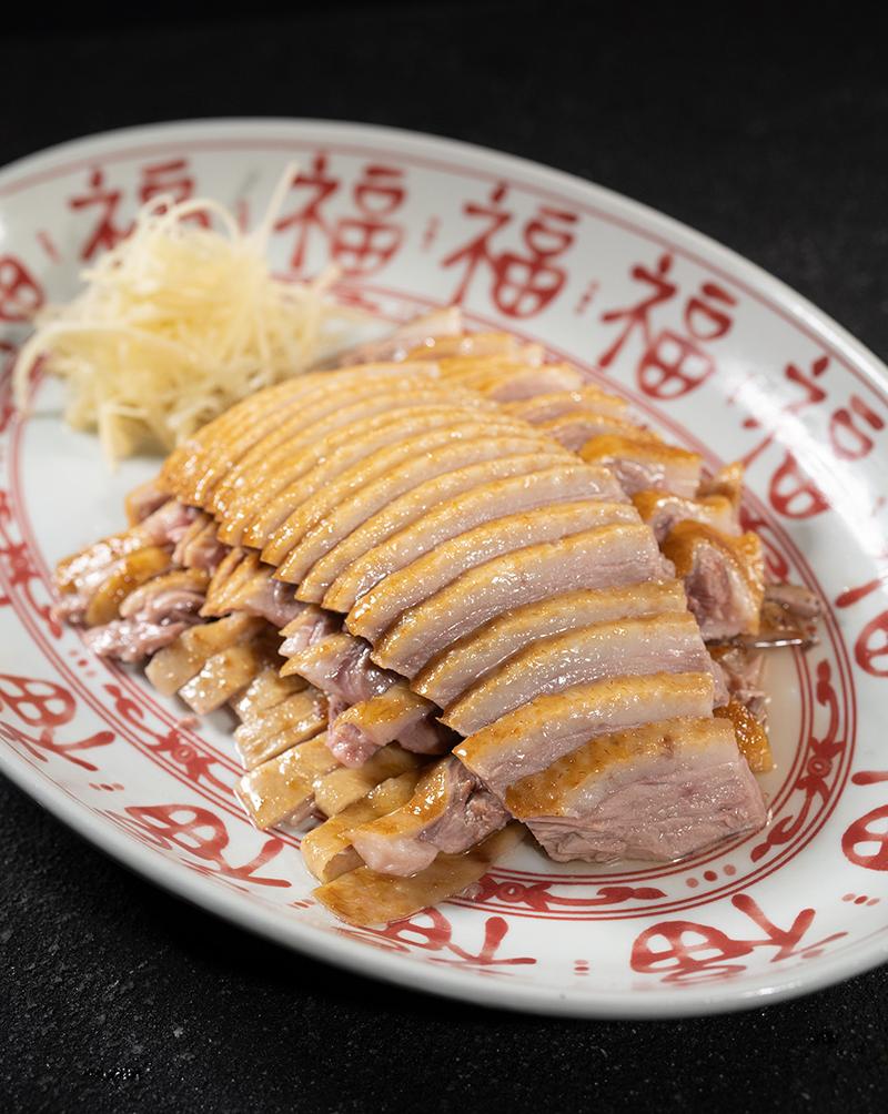 招牌煙燻鵝(半隻$269/前半段$139)