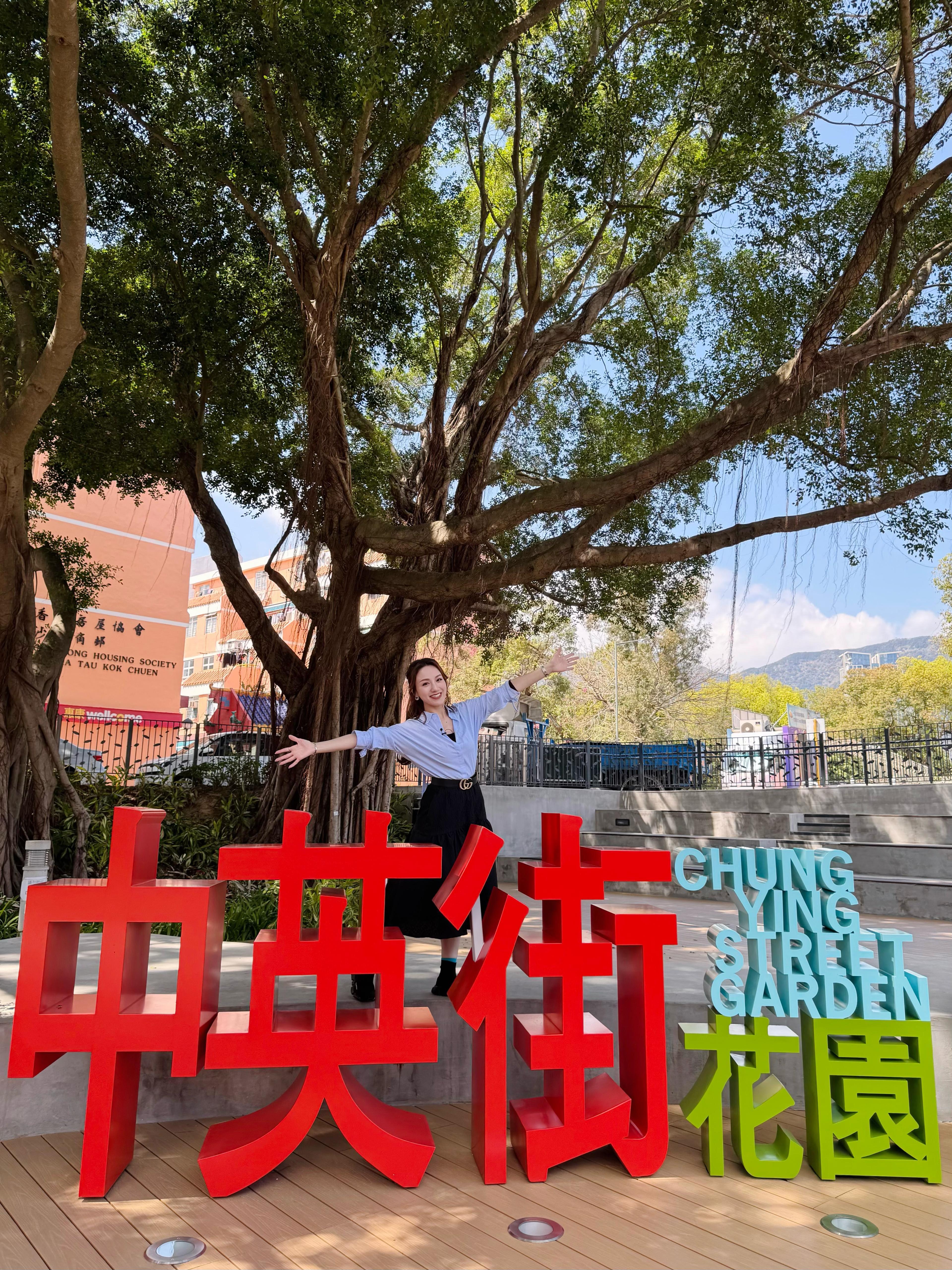 瑪姬主持校園節目走訪全港接近90間中小學。