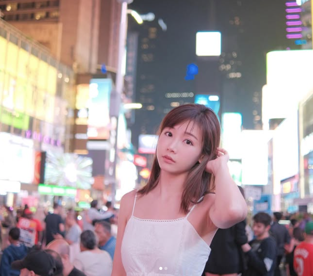 Jessica Kan 簡淑兒(IG:kan_jessica)