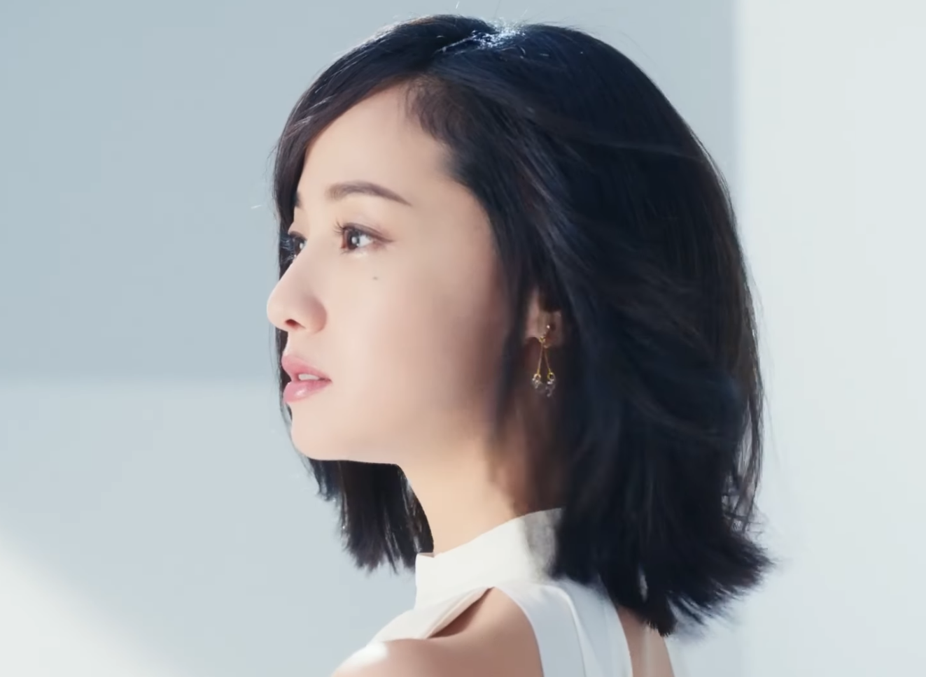 Color con品牌公開澤尻拍攝的全新廣告及拍攝花絮。