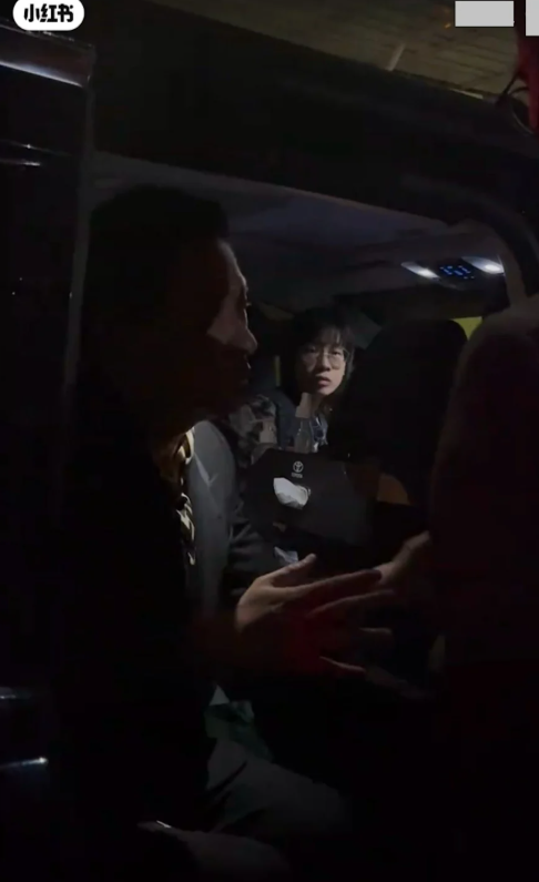 張家輝訓斥粉絲瘋狂行為影片網路瘋傳 (小紅書影片截圖)