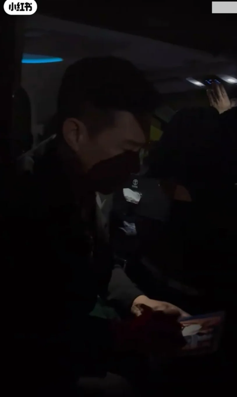 張家輝訓斥粉絲瘋狂行為影片網路瘋傳 (小紅書影片截圖)