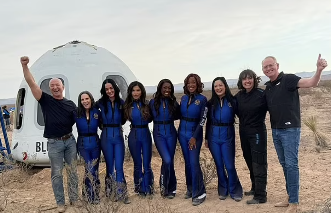 全女班完成太空之旅。(互聯網)