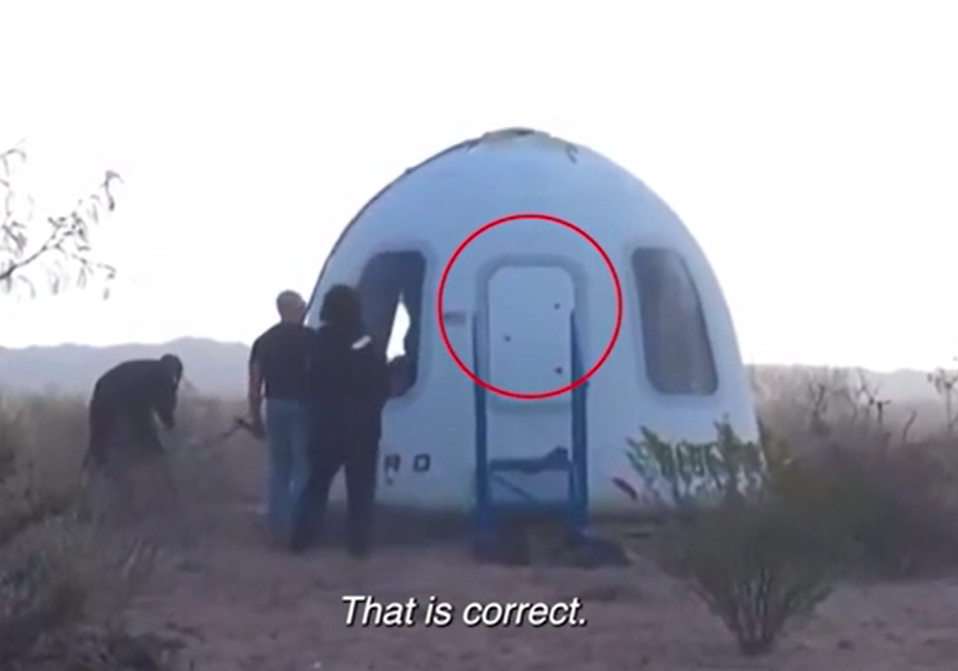 艙門很快從新關上。(互聯網)