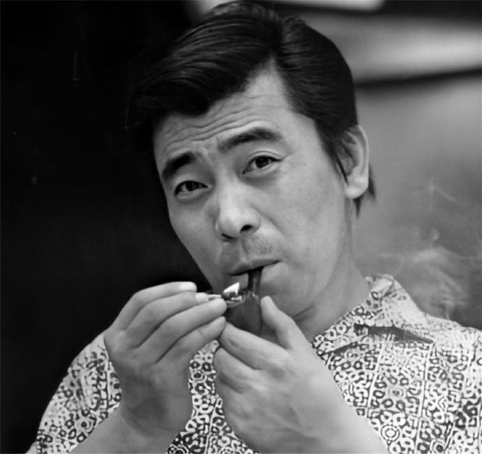 谷峰1965年加入邵氏,拍過逾百部電影。