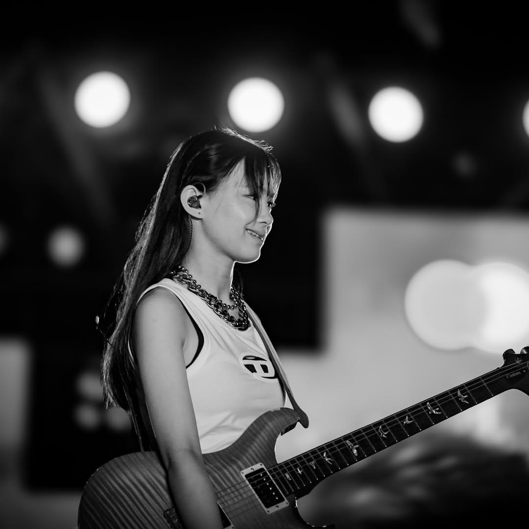 17歲女結他手Dale曾與多名藝人合作。
