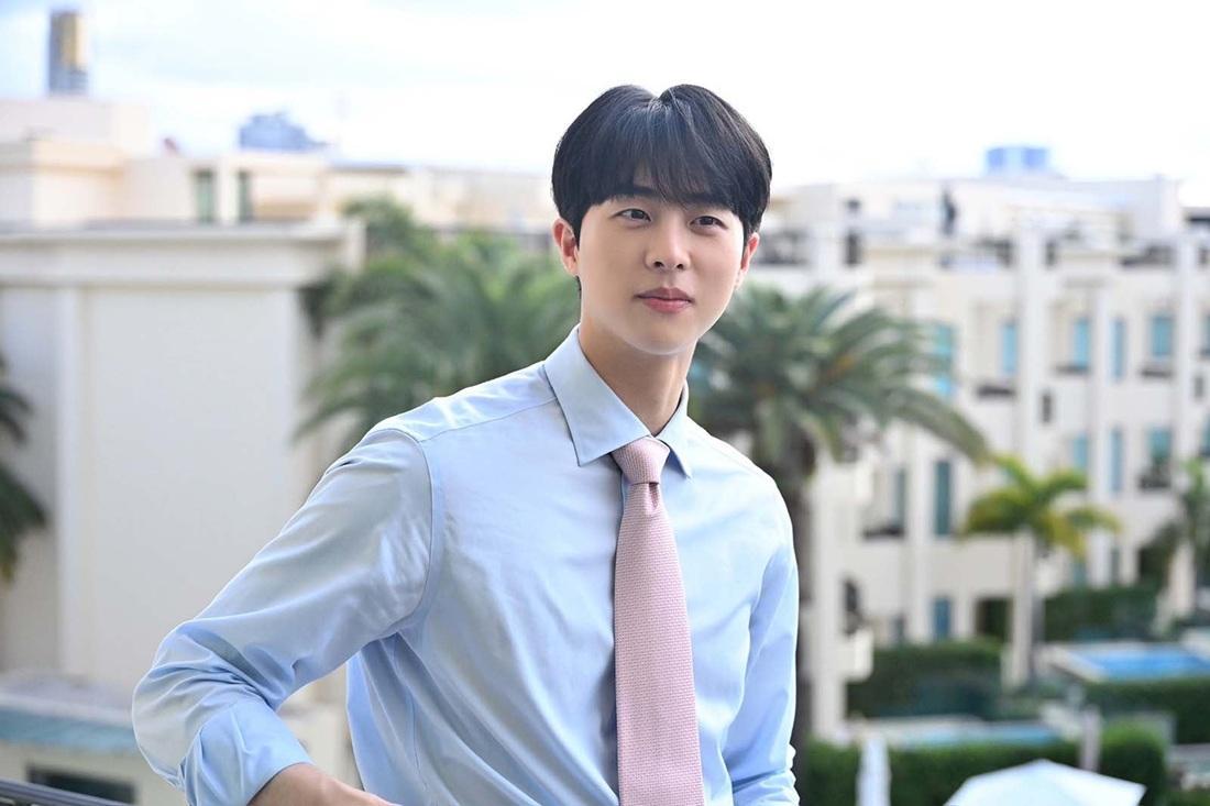 金武俊在日發展,經常有劇拍。而家惹緋聞,短時間冇運行。