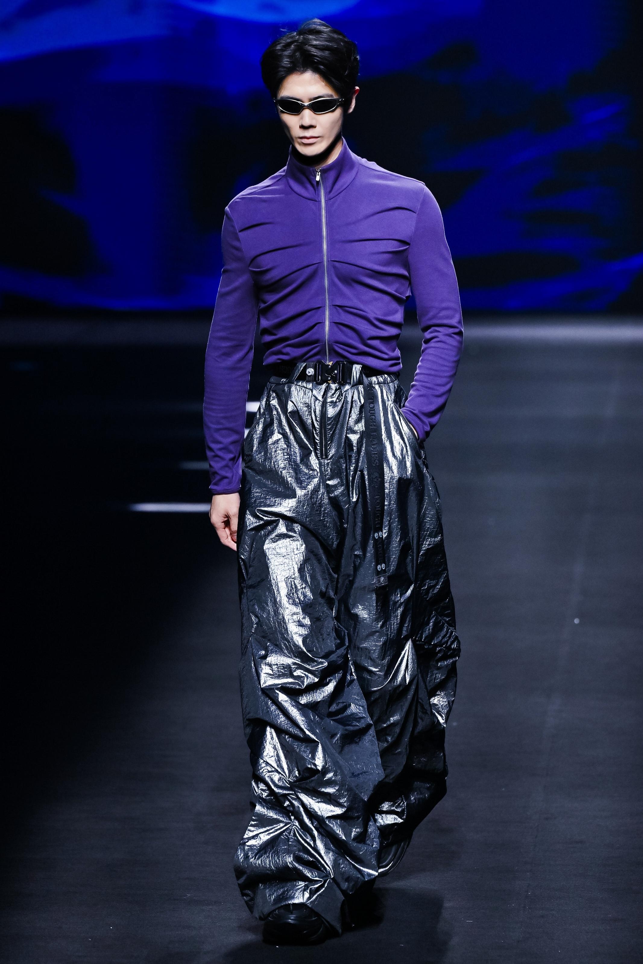 今次「粵港澳大灣區時尚匯演2025–廣州站」展出的每件作品各有特色。