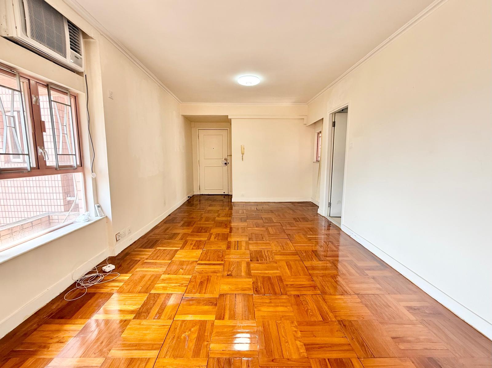 單位間隔四正闊落,裝修亦頗新淨。(代理提供)