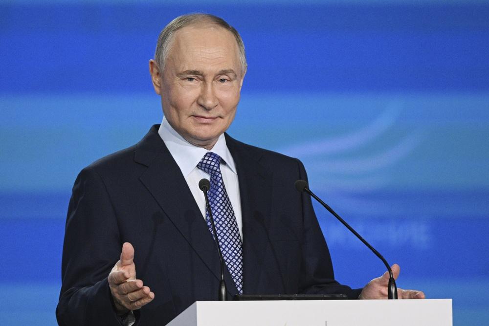 俄烏戰爭,俄國防部首公布北韓士兵訓練影片,普京:不會忘記他們。(AP)