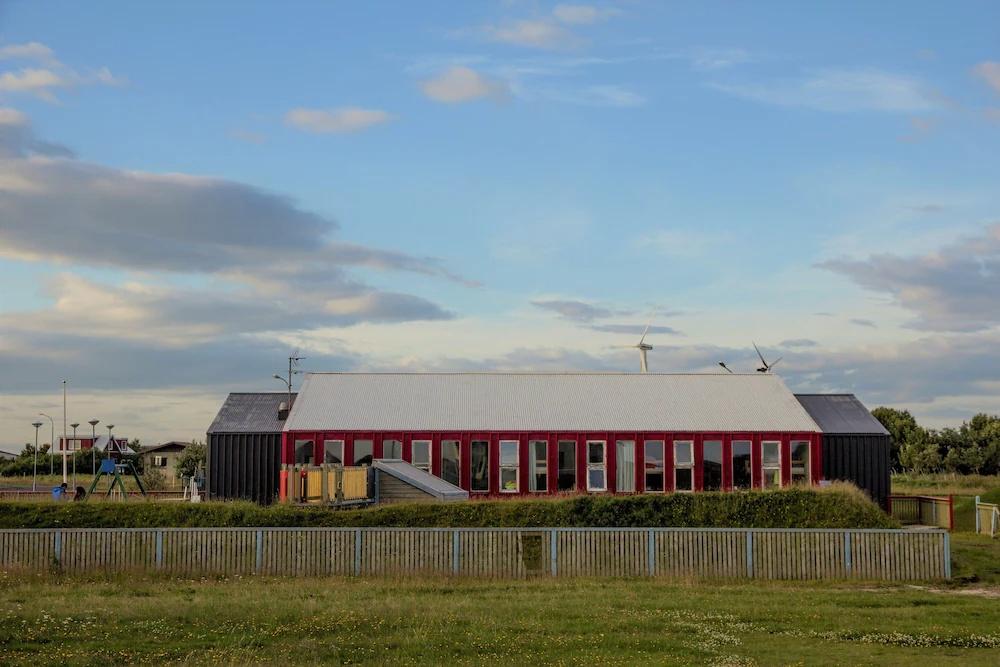 套餐現時保存在冰島南部錫奎拜爾(Thykkvibaer)村莊裡的一間名為「Snotra House」的旅館中。(Google Map)