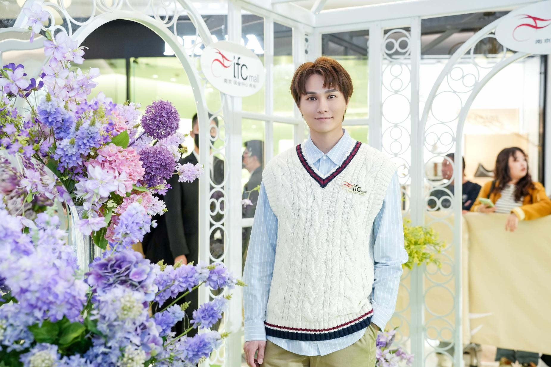 胡鴻鈞希望突破歌手身份,參加綜藝節目。