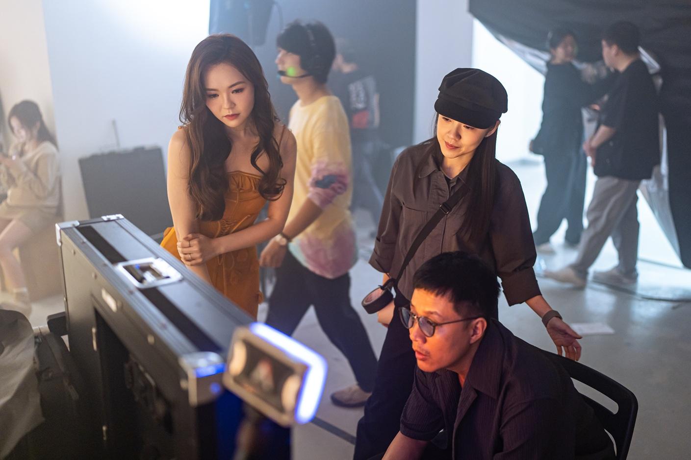 阿My也分享了拍攝的樂趣,雖然過程辛苦,但Jess的音樂讓她感到無比驚喜。