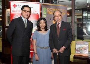 右起:楊鐵樑、楊余夏卿和丈夫,亦即楊鐵樑的次子。(作者提供)