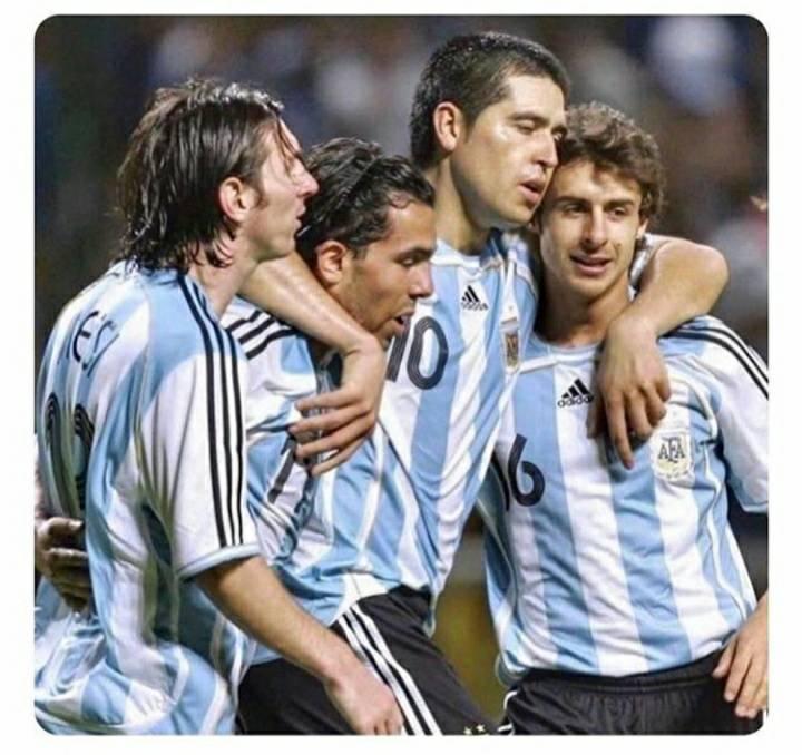 泰維斯曾與美斯、列基美及艾馬當阿根廷隊長。(泰維斯FB)