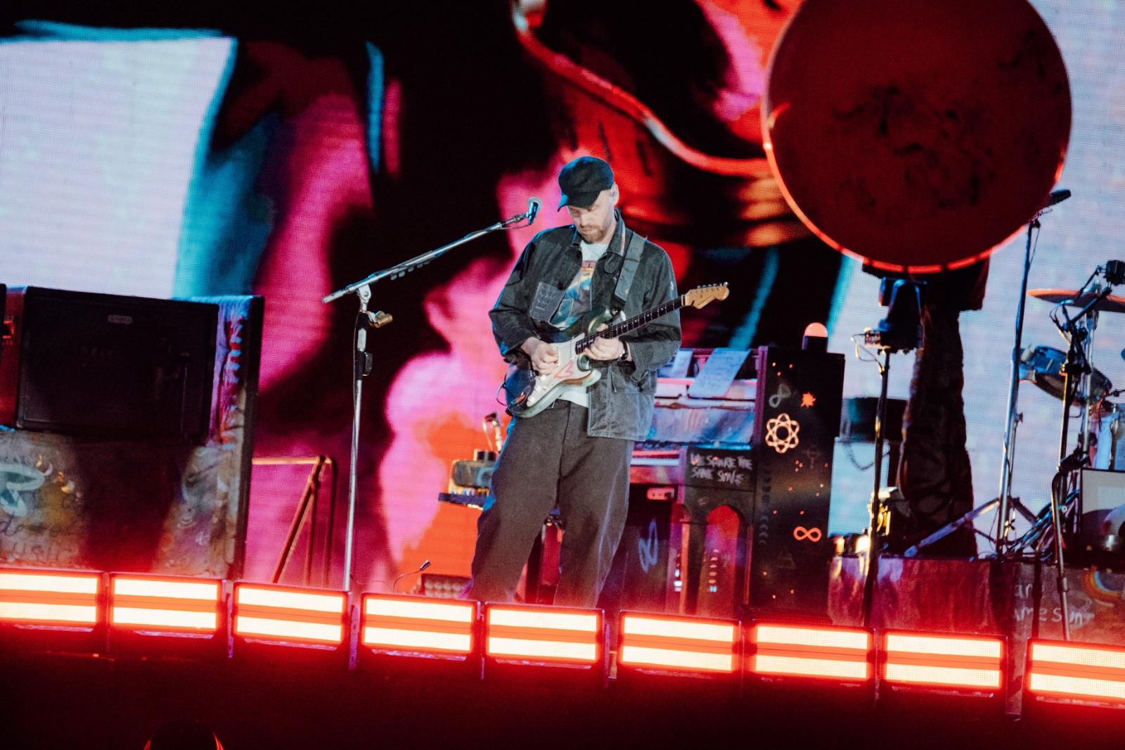 Coldplay全晚共唱了20首歌,一點也沒有欺場。