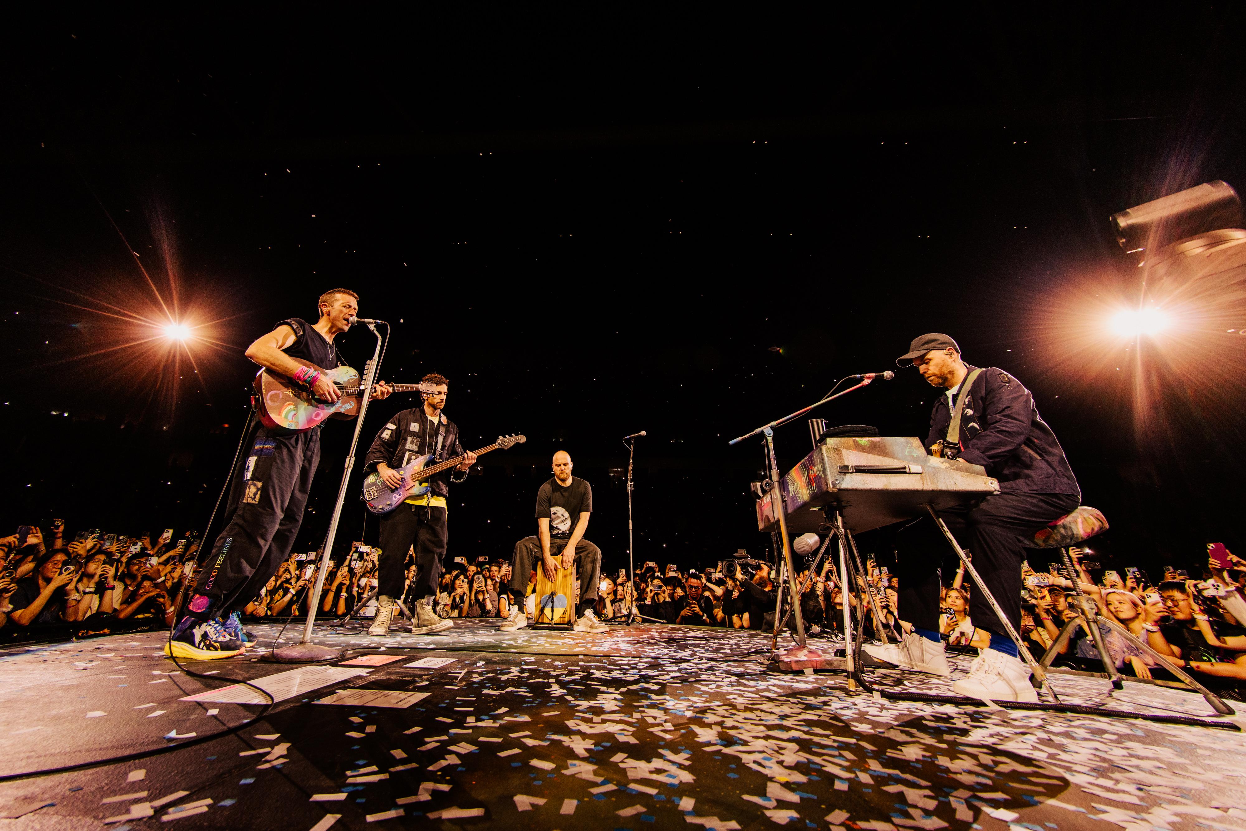 英國殿堂級搖滾樂隊Coldplay演唱會圓滿舉行。(啟德體育園圖片)