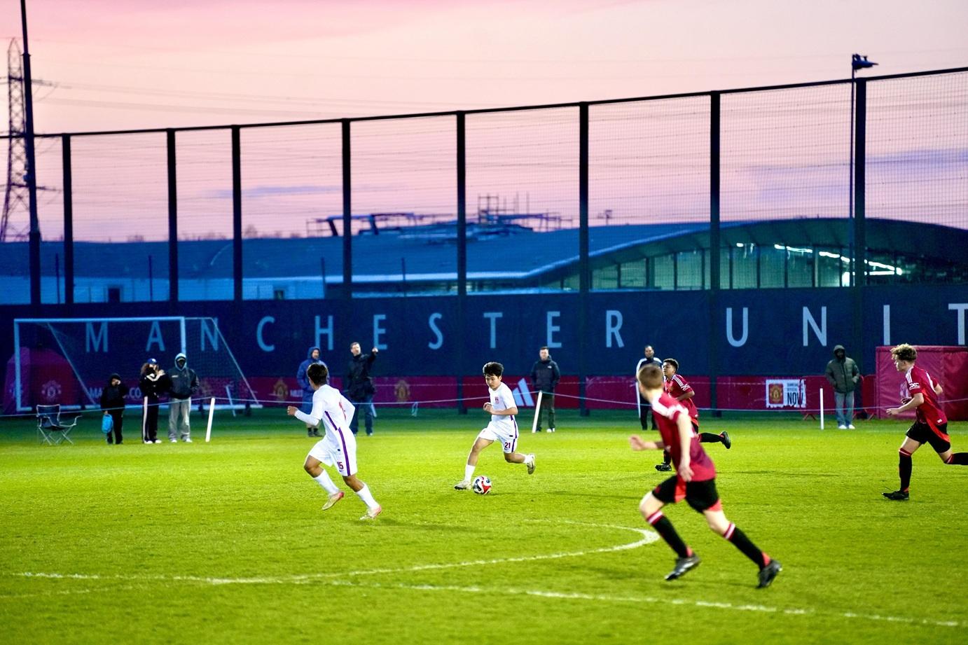 U15國少選拔隊與曼聯青訓隊舉行友誼賽。