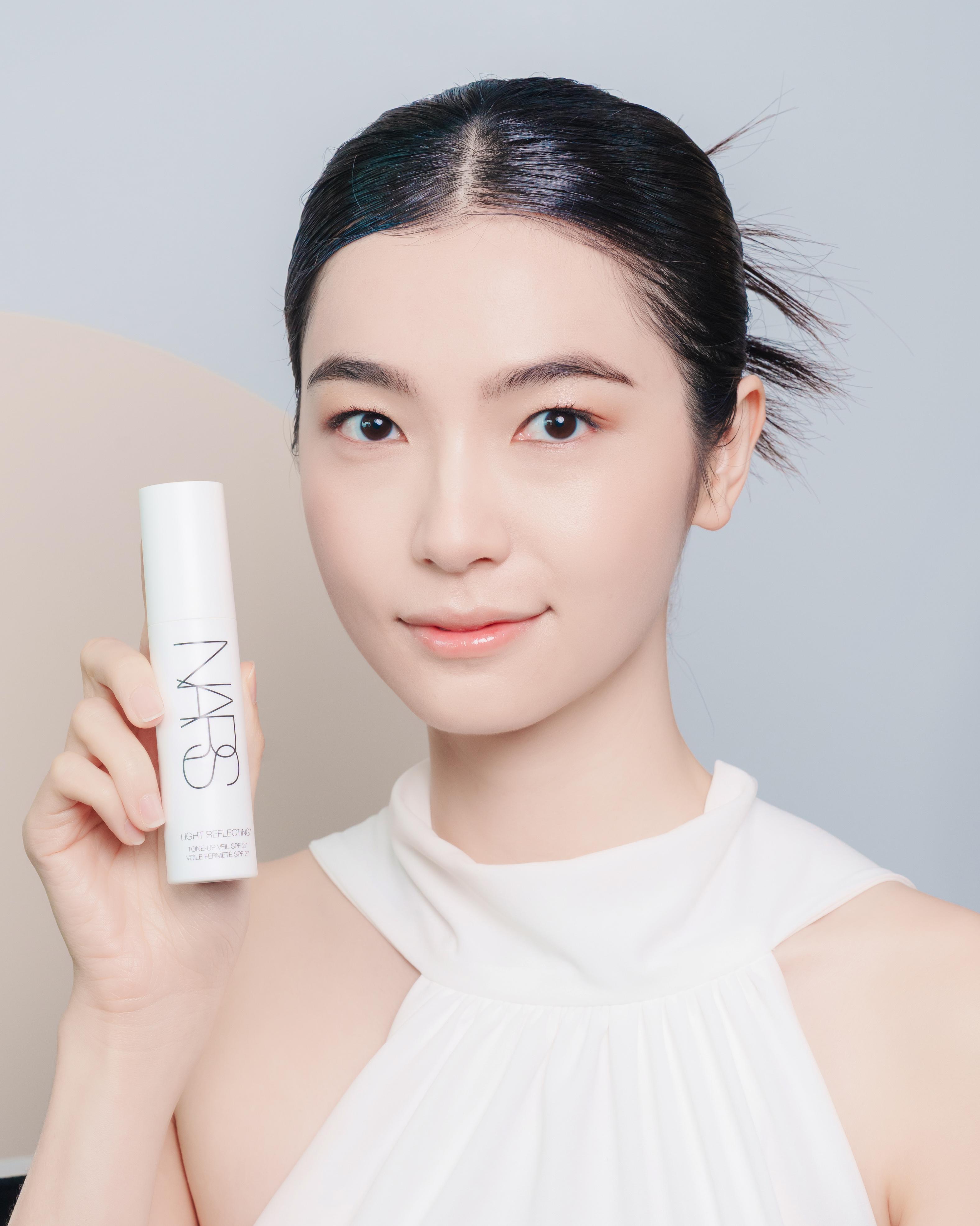 Step 1:妝前—水潤提亮