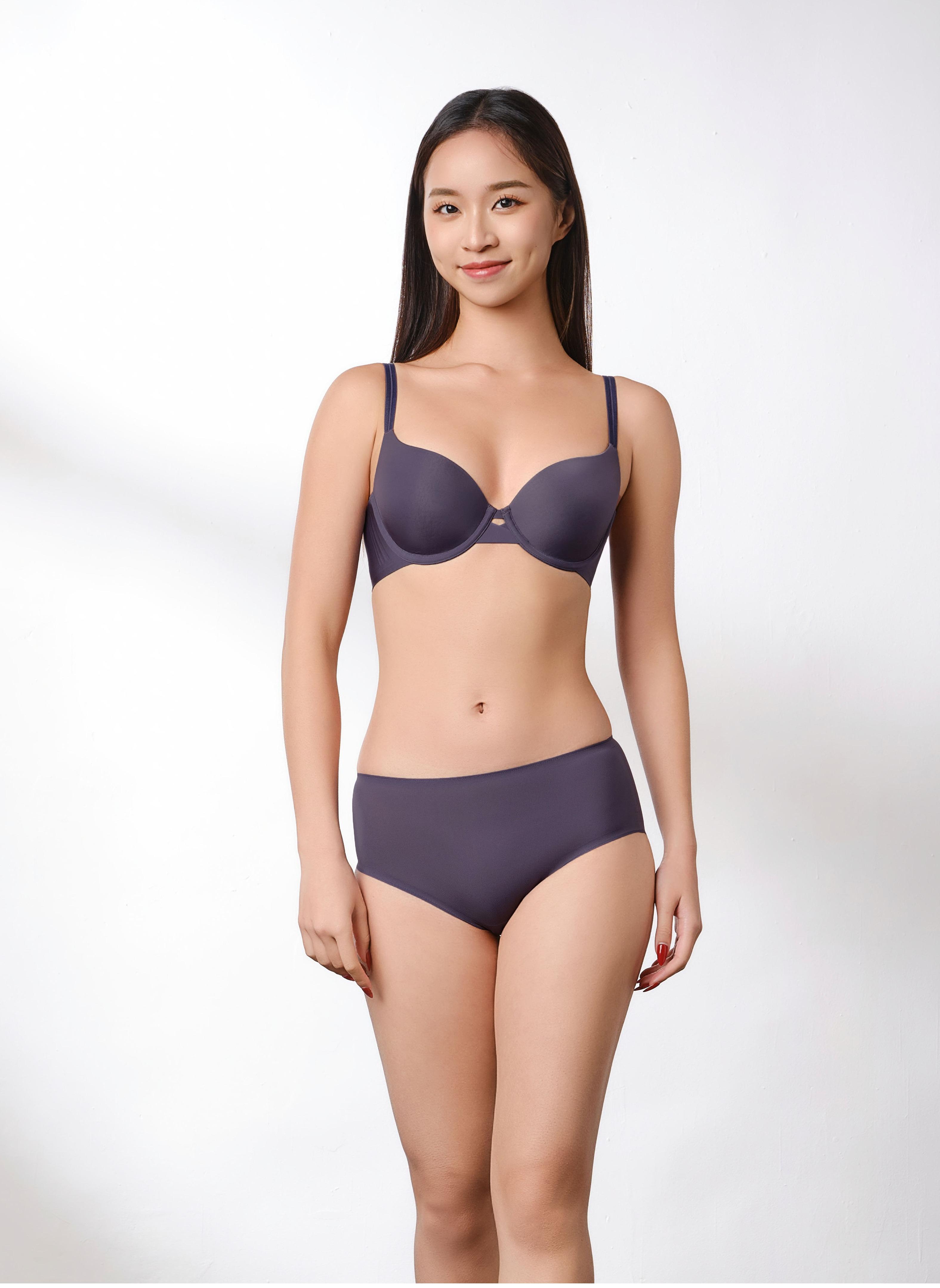 簡約款:互疊雞心設計,結合獨特的REmatrixpad注塑洞洞結構與輕盈的太空棉,提供彈性支撐,大幅提升穩定性與舒適感,透氣性更是普通薄棉杯的近3倍。