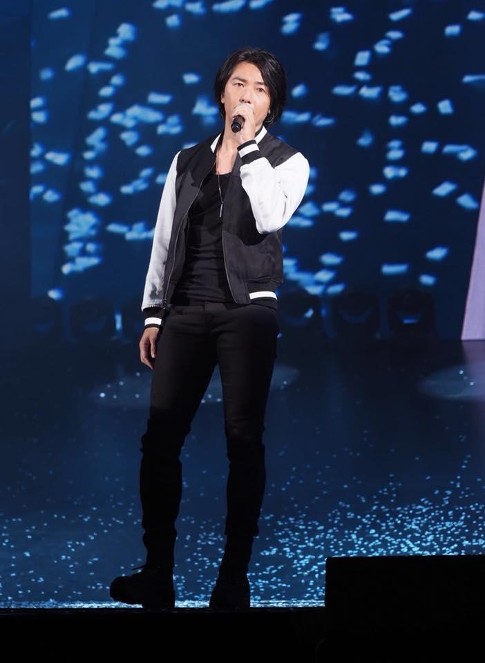 鄭伊健保持身材,未有走樣。