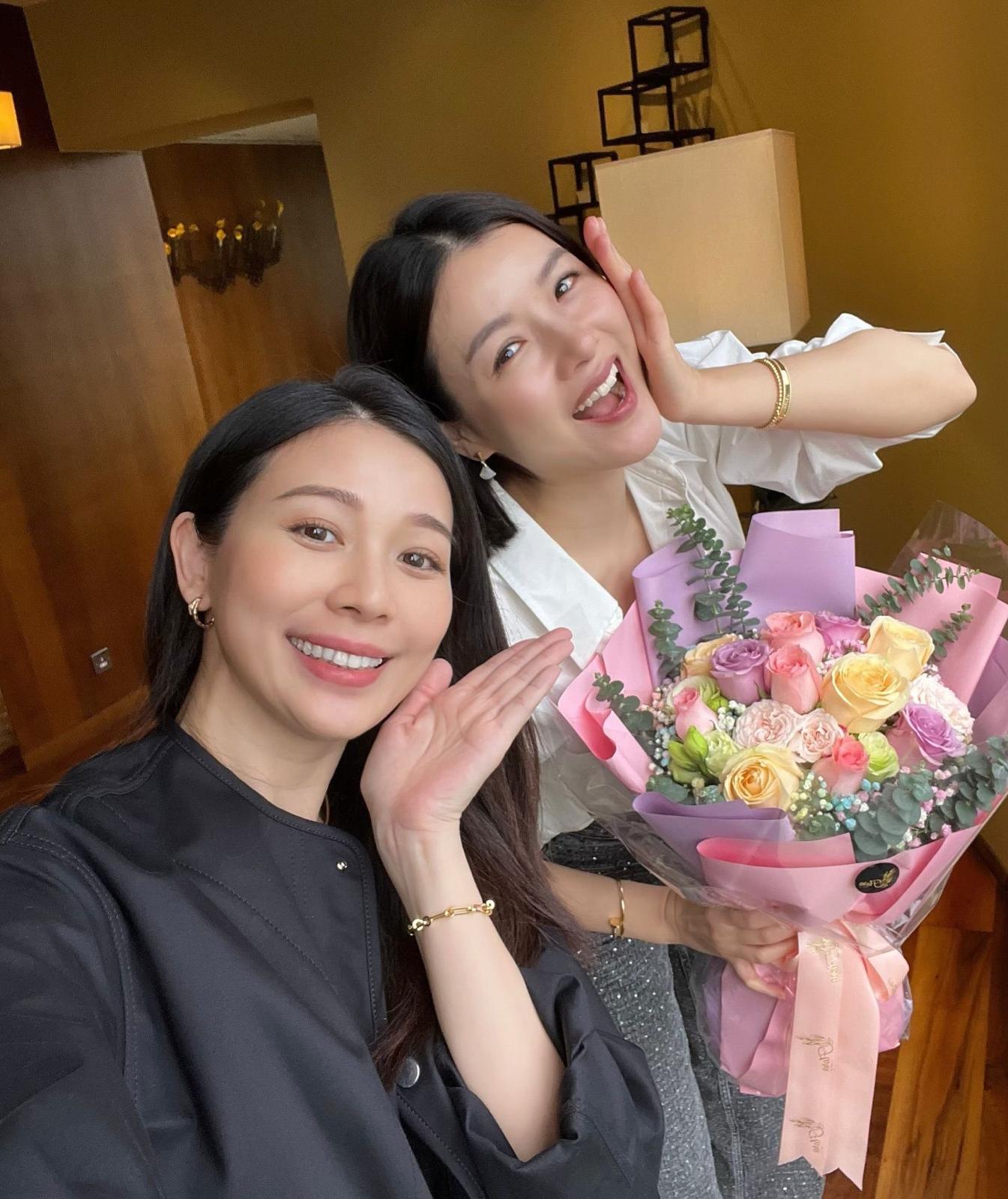 楊秀惠坐完月即頻頻跟閨蜜約會。