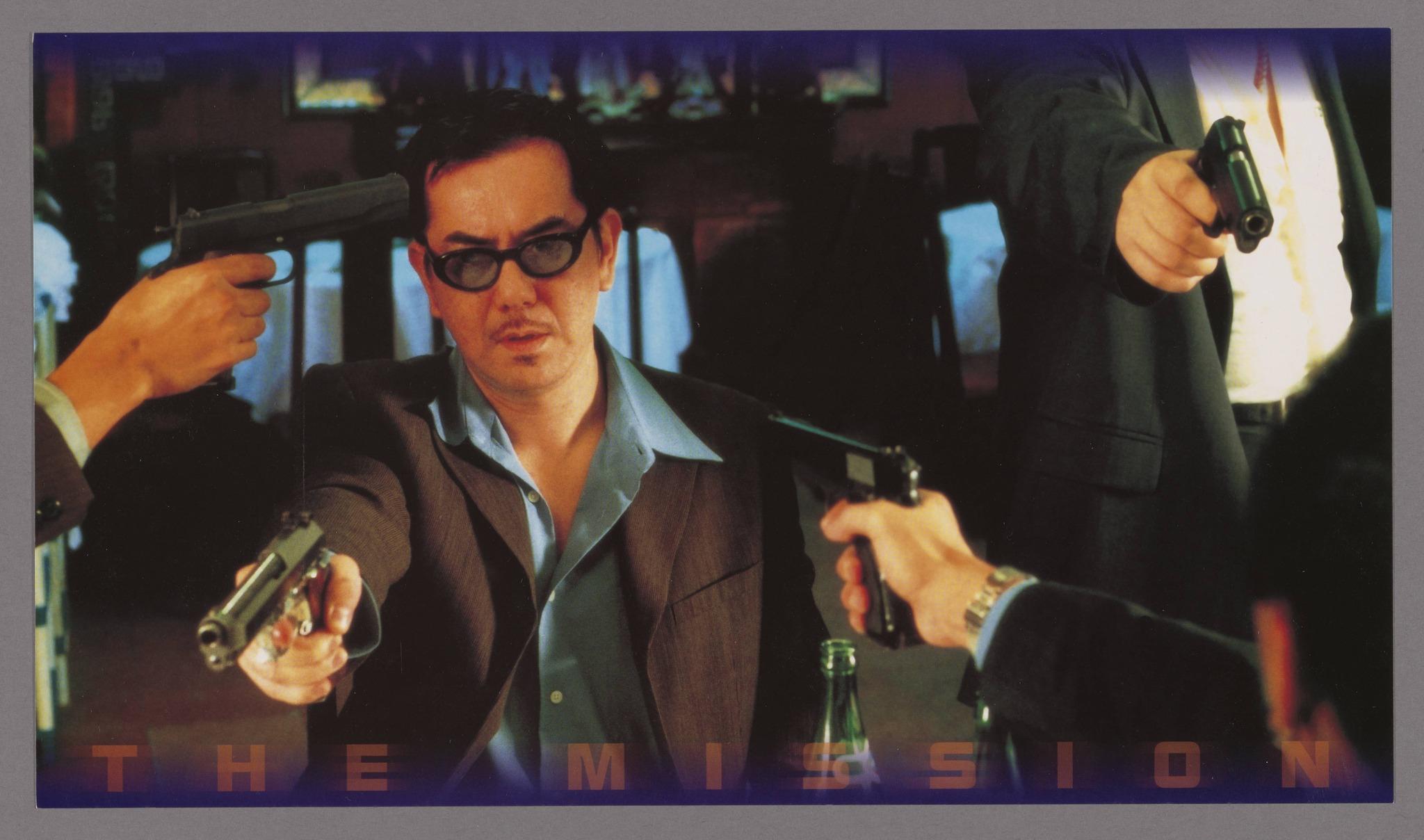 《鎗火》由杜琪峯執導,於1999年推出,是非常破格的黑幫電影。