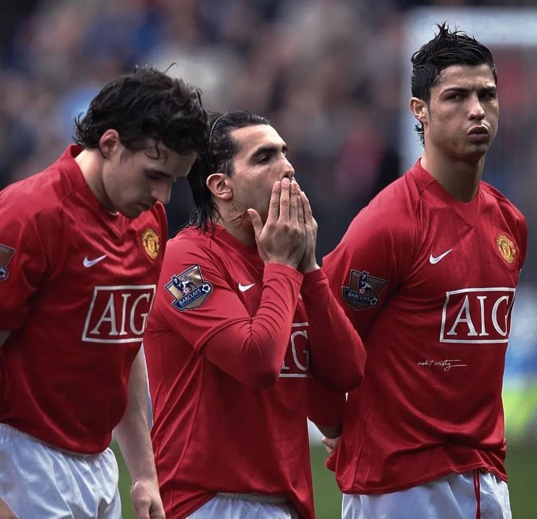 泰維斯曾效力曼聯、曼城、祖雲達斯等大球會。