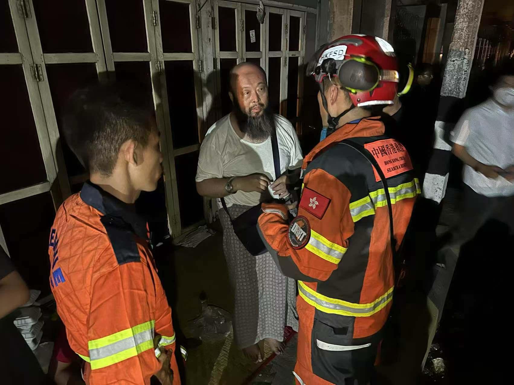 緬甸地震|特區救援隊抵達曼德勒後立即展開搜救(保安局FB圖片)