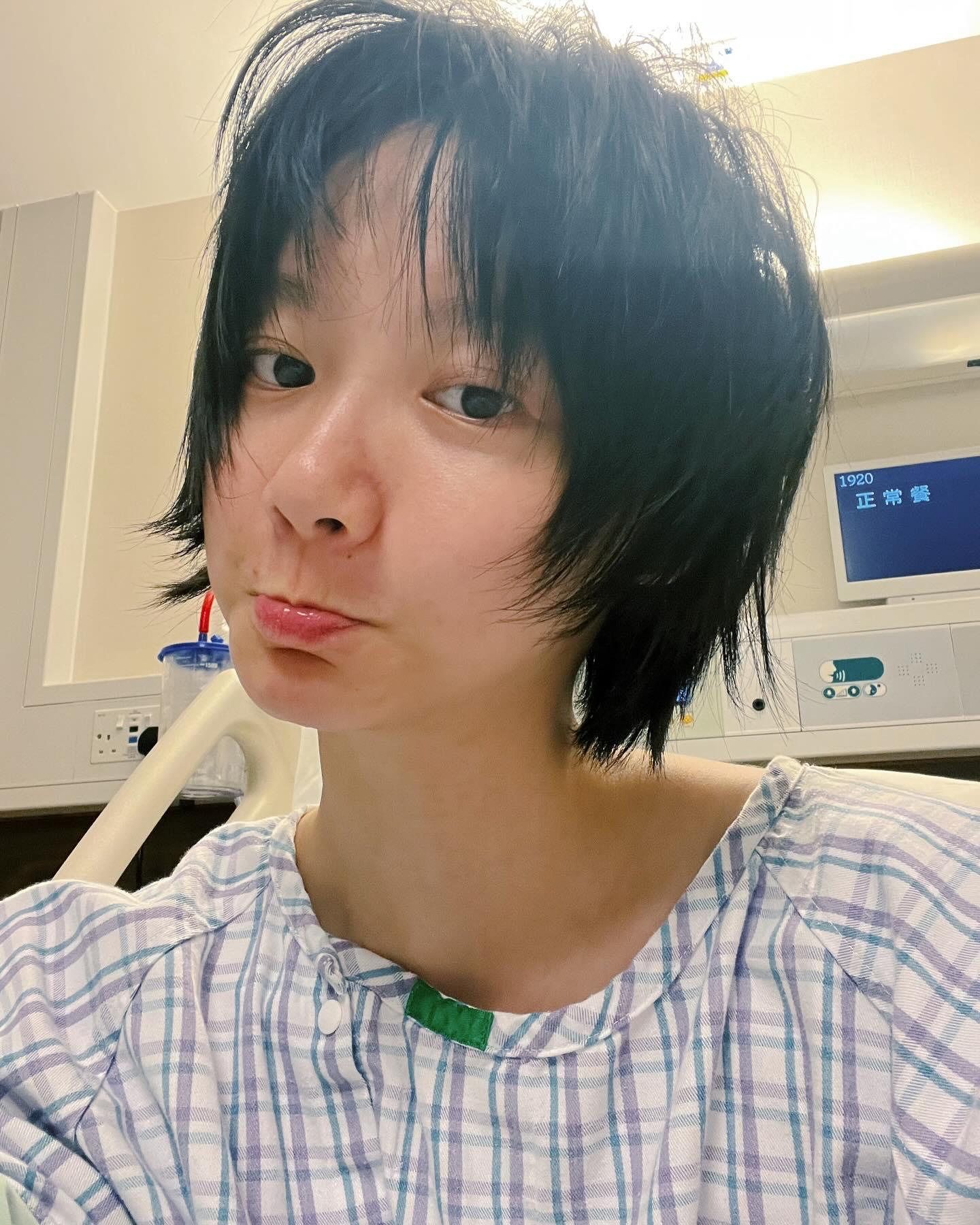 袁澧林因為發高燒入院,因而缺席「第四十九屆香港國際電影節」開幕典禮。