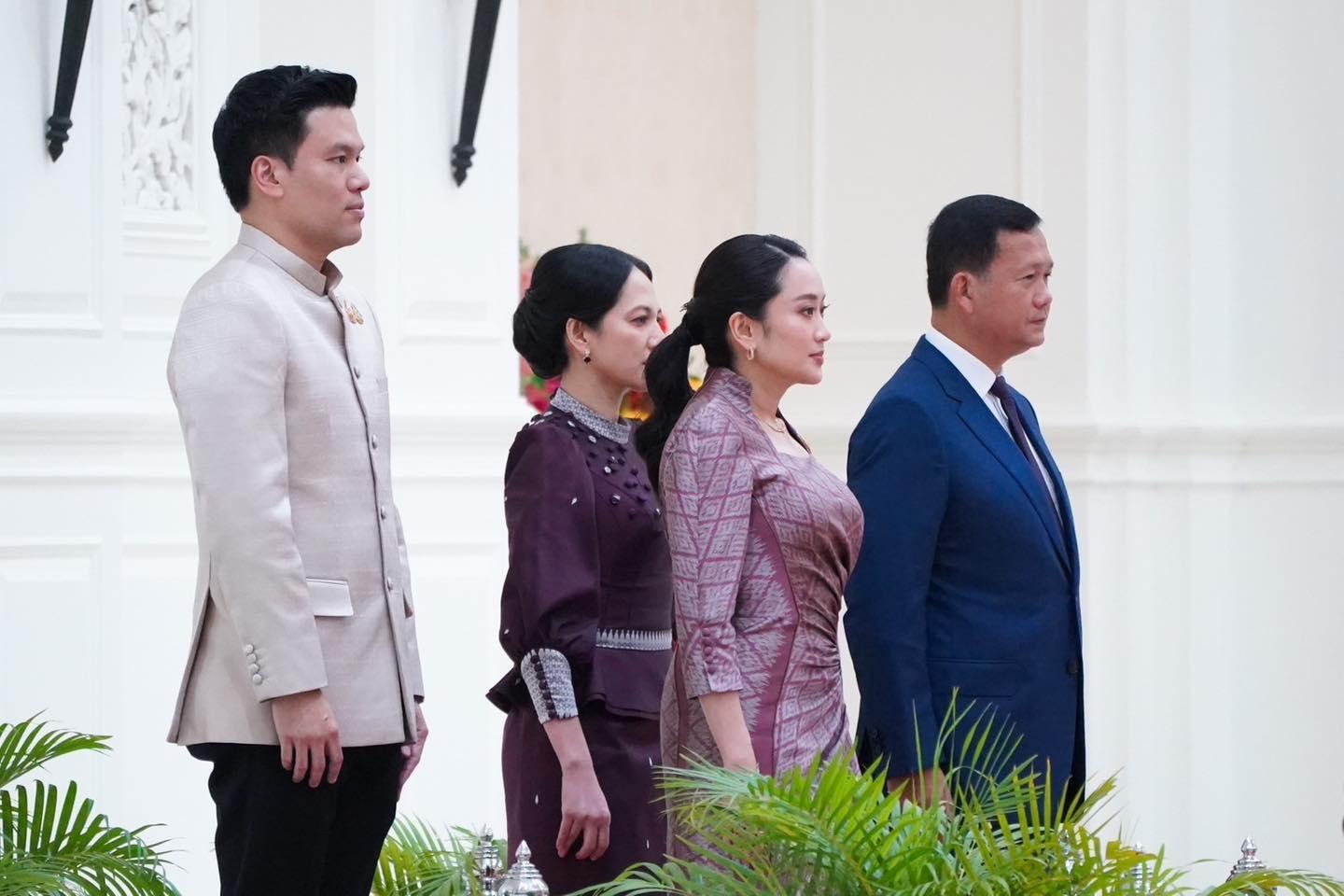 泰國總理佩通坦結束兩日柬埔寨訪問回國後,發高燒入院。(佩通坦FB)